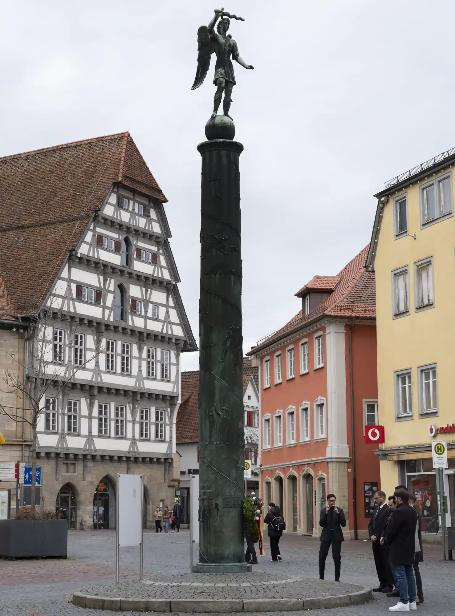 Foto für das Publikationsprojekt „IN STEIN GEMEISSELT“ über die Gefallenendenkmäler des Ersten Weltkriegs in Baden‑Württemberg. Foto: Gustavo Alàbiso